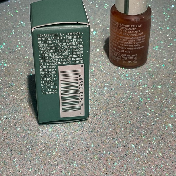 LA MER The Resurfacing Treatment-0.17 oz/5 ml- NIB + FREE! - Picture 7 of 10